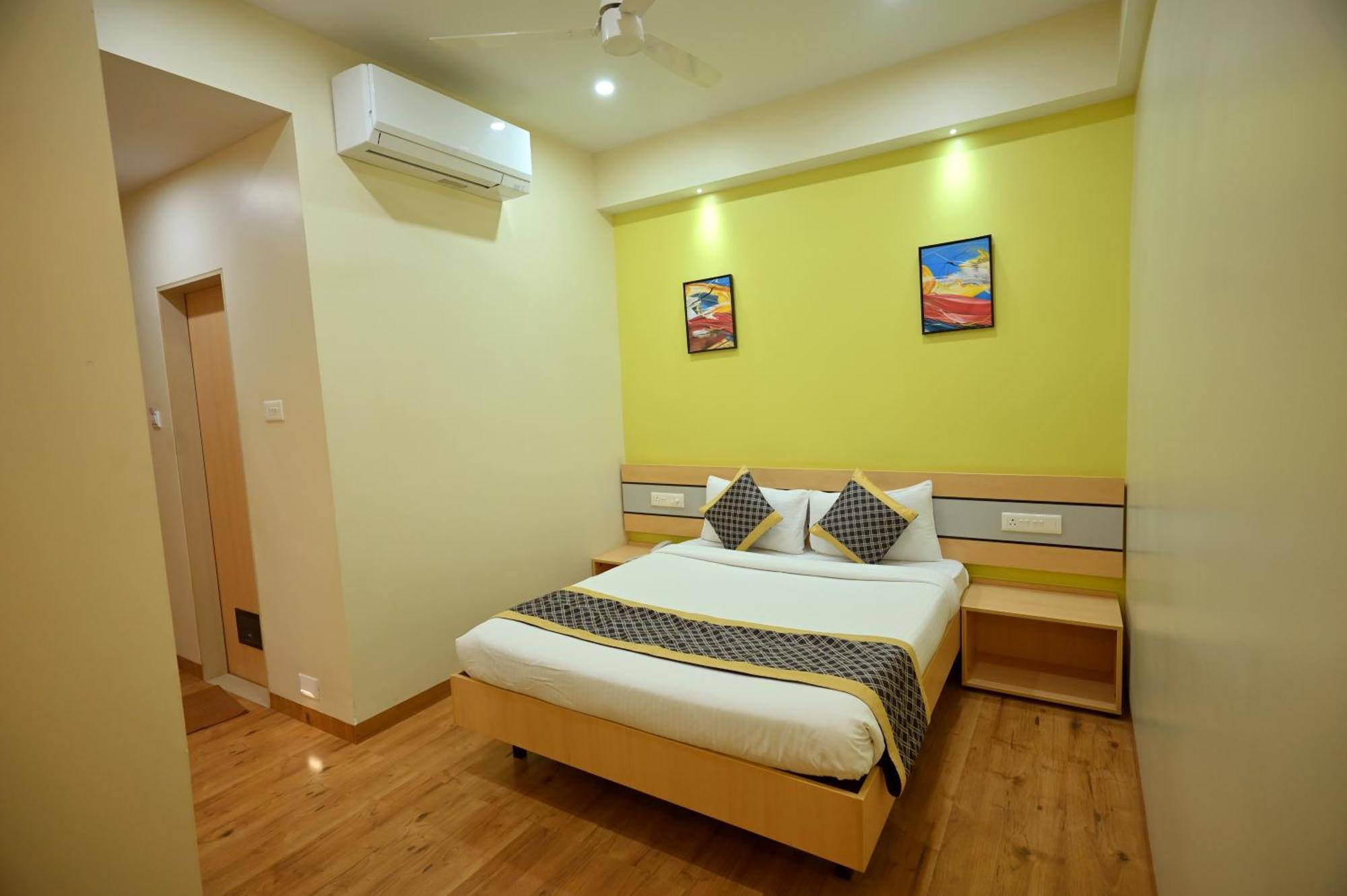 Hotel City Centre Latur Exterior photo